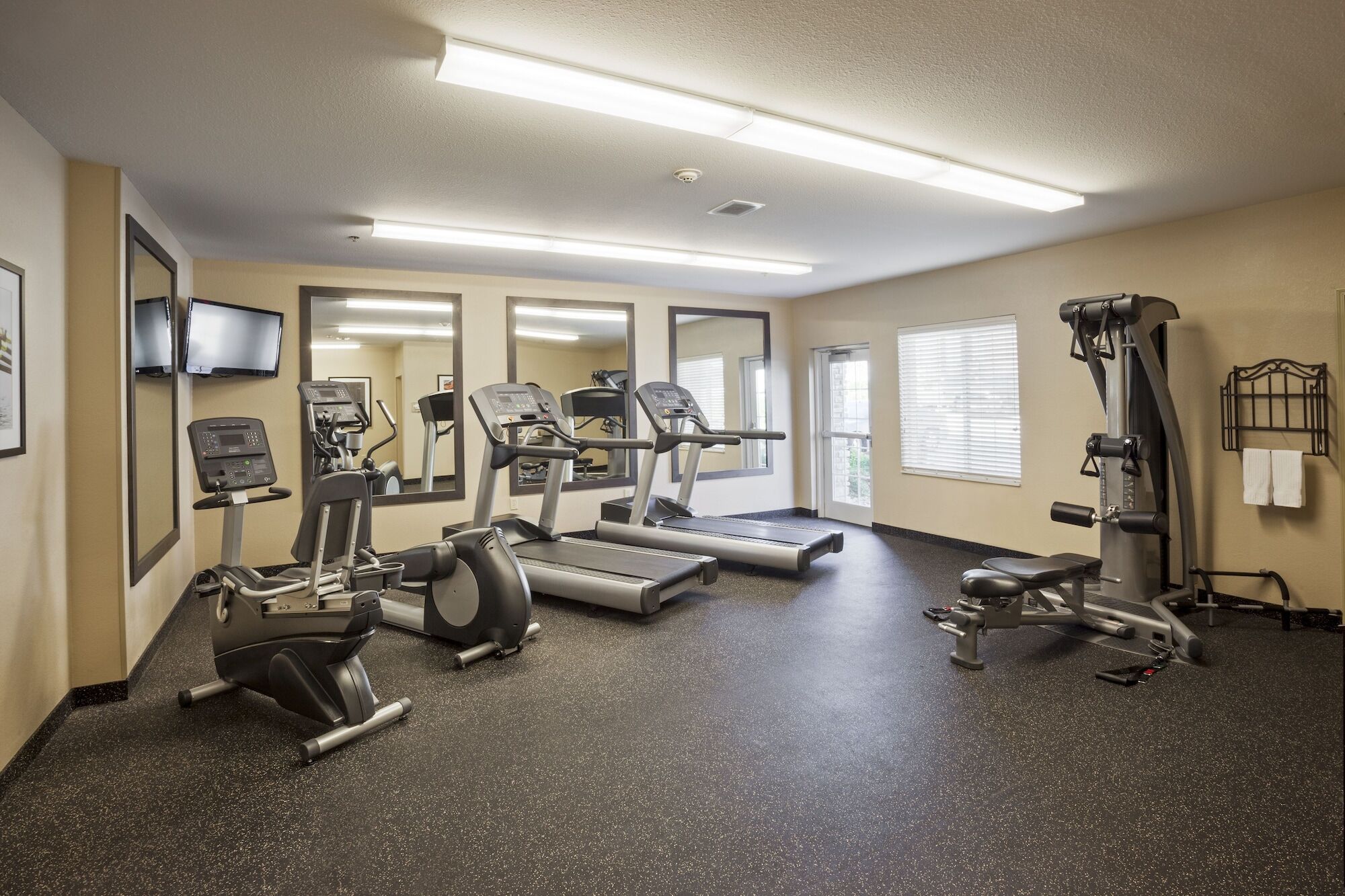 Candlewood Suites - Dumfries - Quantico By Ihg Bagian luar foto